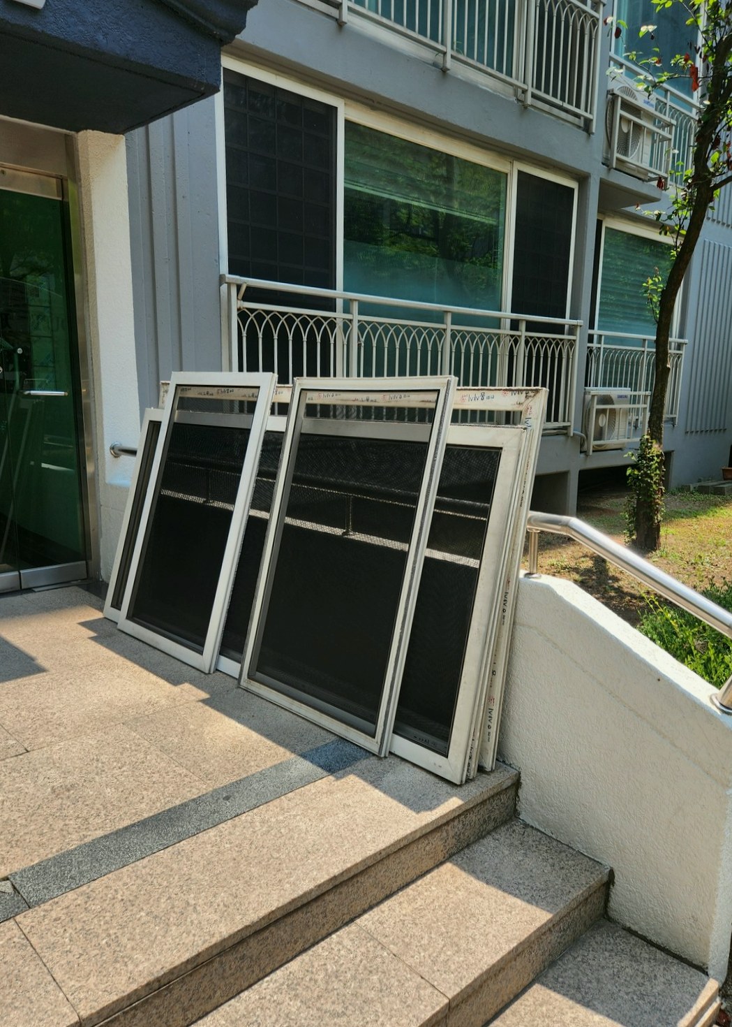 숭의동 방충문 시공 후 모습